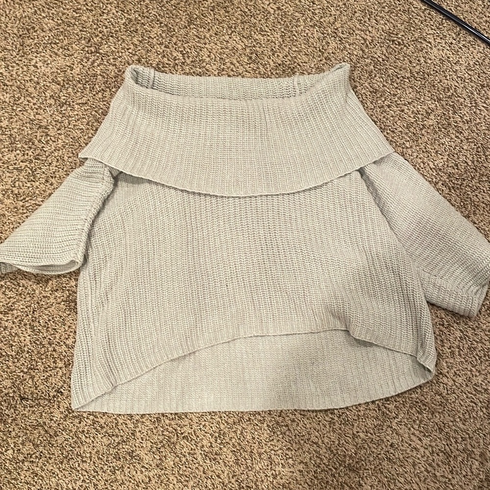 express wide neck grey knit sweater